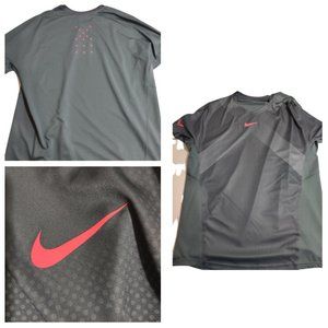 Nike Mens Short Sleeve Dri-Fit Shirt Pink Logo Size L
